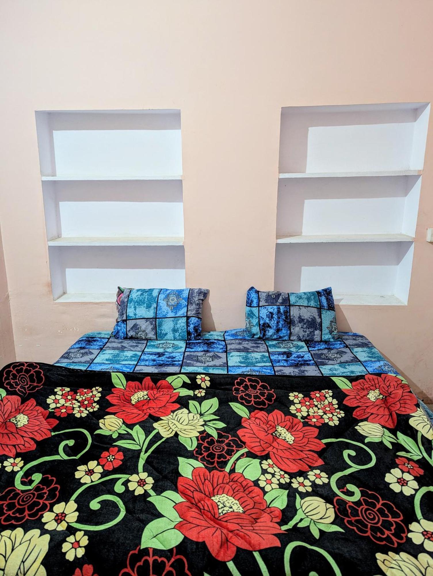 Hotel The Pushkar Flower Bilik gambar